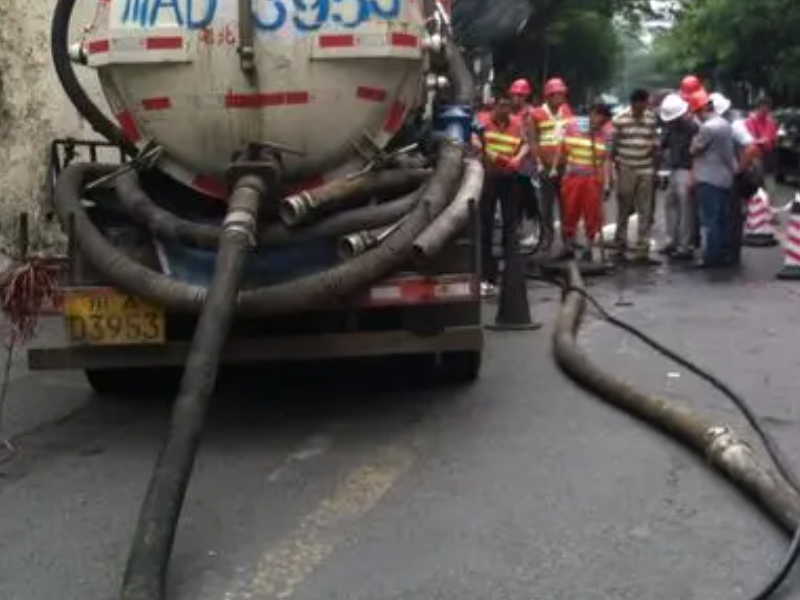 沈阳管道清洗(大型高压清洗车)抽粪排污 清掏下水井