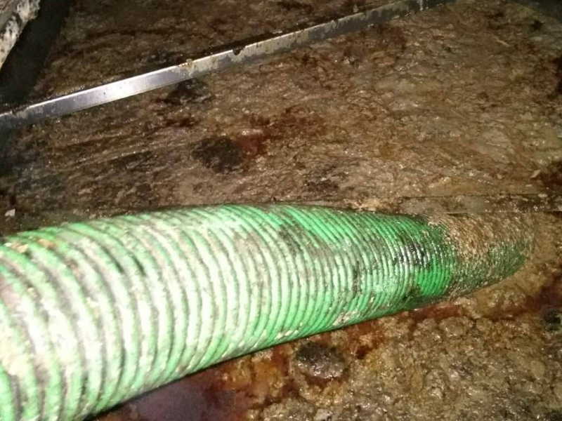 沈阳专业抽粪高压清洗污水管道,清理化粪池清掏隔油池